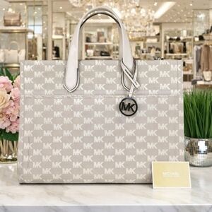 Michael Michael Kors‎ White Gray Work Large Laptop Tote   Design Bag